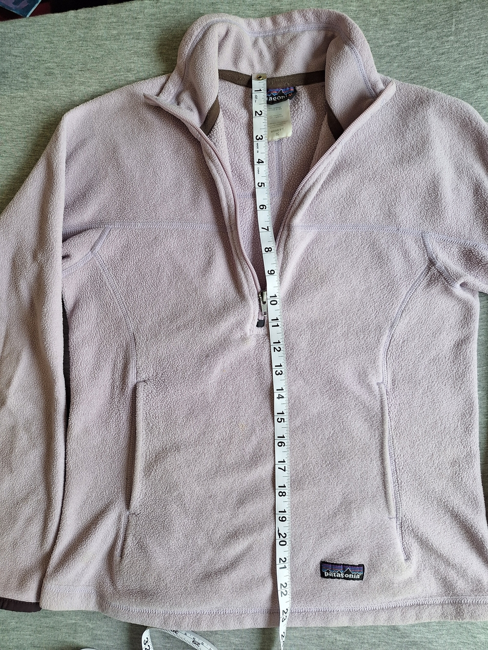 Patagonia Women’s Light Pink Fleece Quarter-Zip Jacket